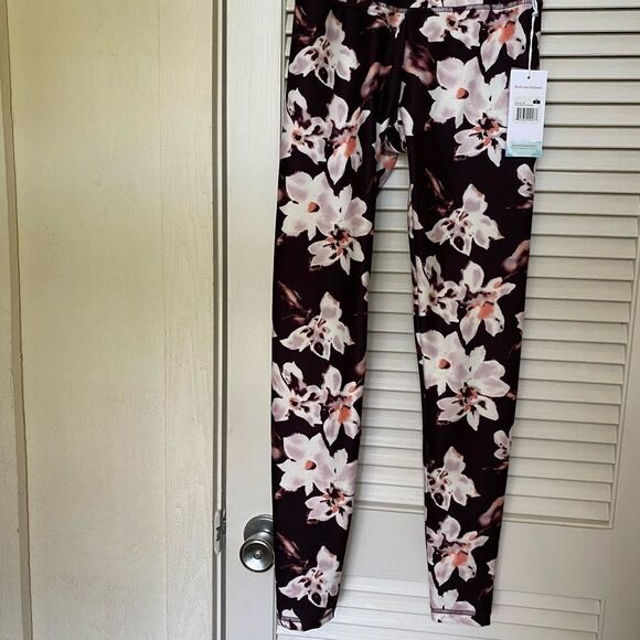 Balance Collection floral High Waist ankle legging - Picture 8 of 8